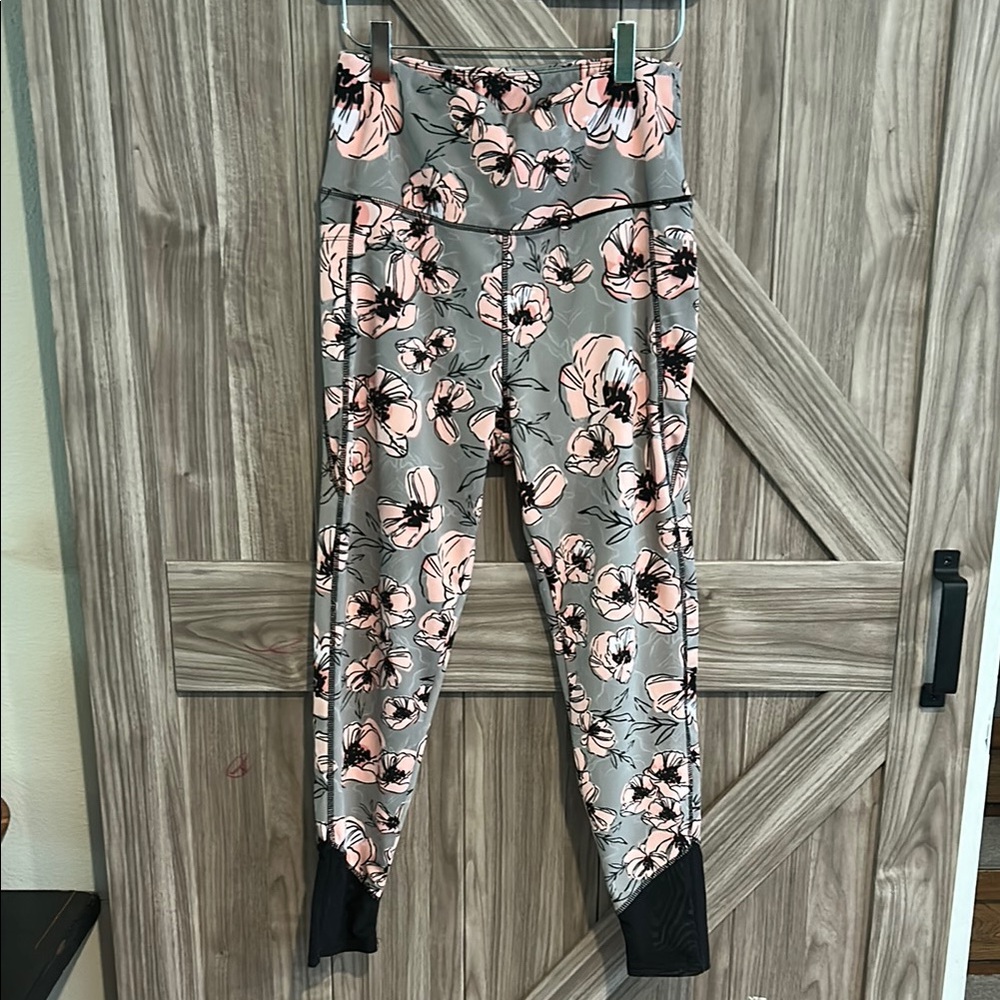 Kay Unger Gray Leggings with Pink Floral Print